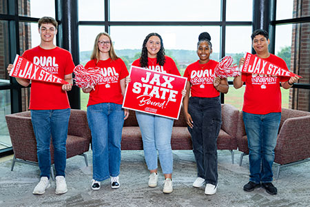 Dual Enrollment Student Ambassadors