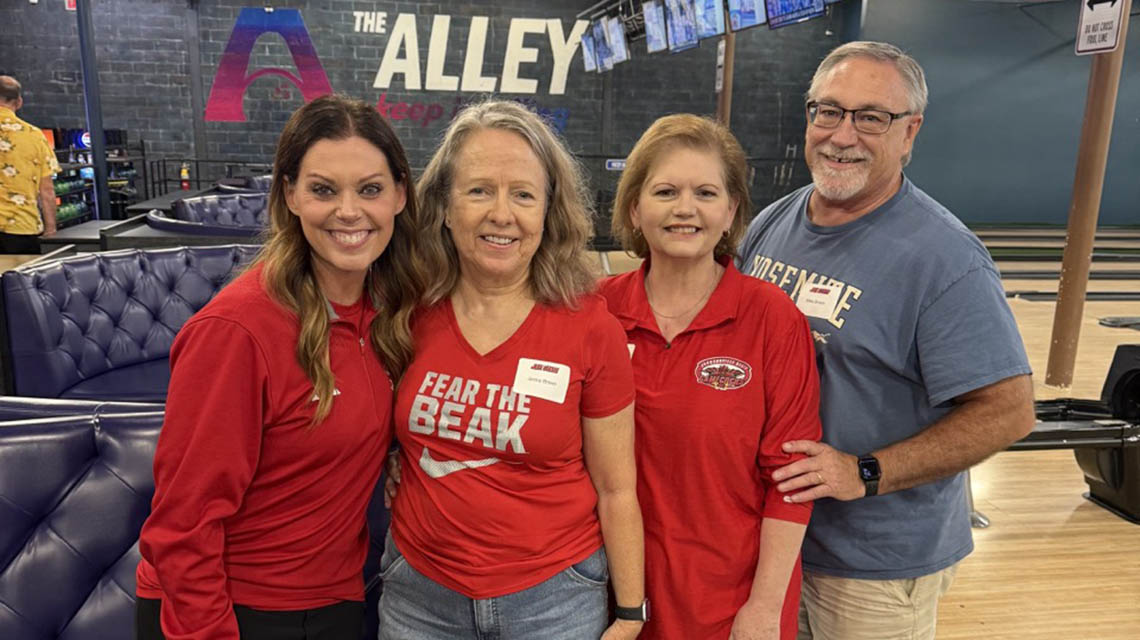 Bowling with the Best – Gadsden