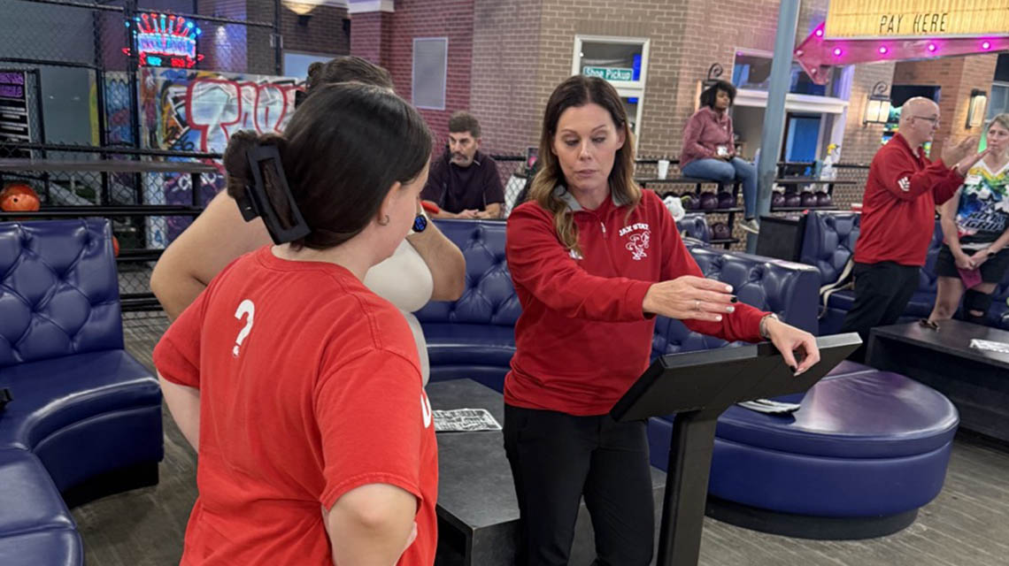 Bowling with the Best – Gadsden