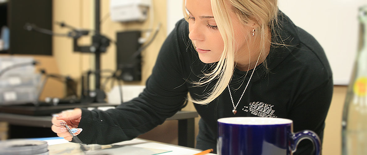 Intern performing fingerprint analysis