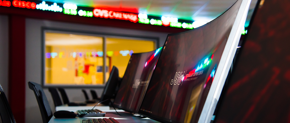 computers and ticker in finance lab