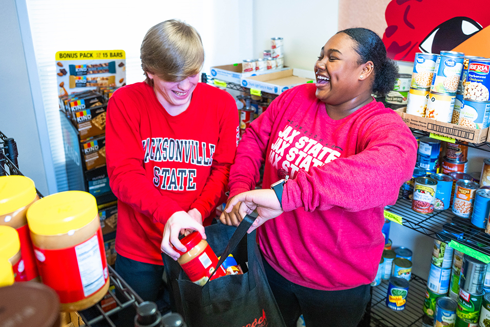 Students packaging food
