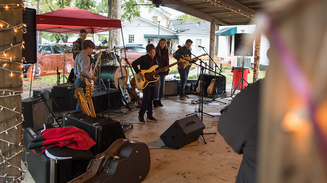 Calista Clark and Southbound perform in the Alumni House pavilion
