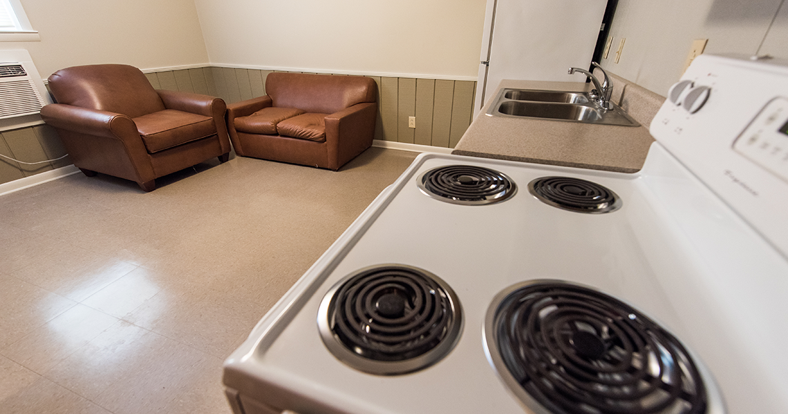 penn house living room and kitchen