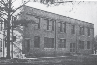 Illustration 2- Student Army Training Corps (SATC) barracks, circa 1920. HCL Historical Image Collection