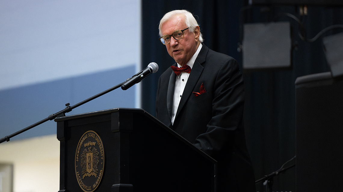 Annual Red Tie Dinner and Auction