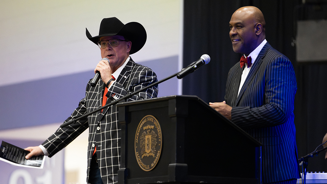 Annual Red Tie Dinner and Auction