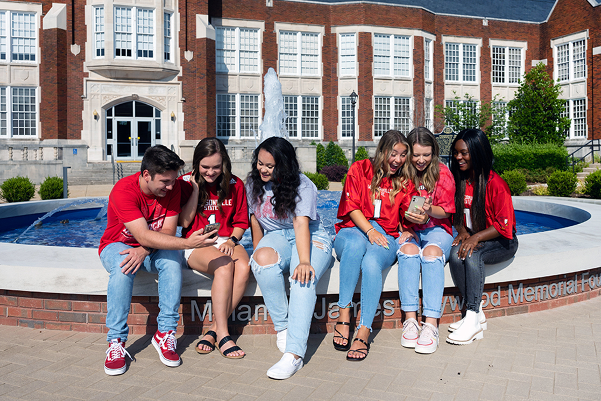 Students posing for selfie